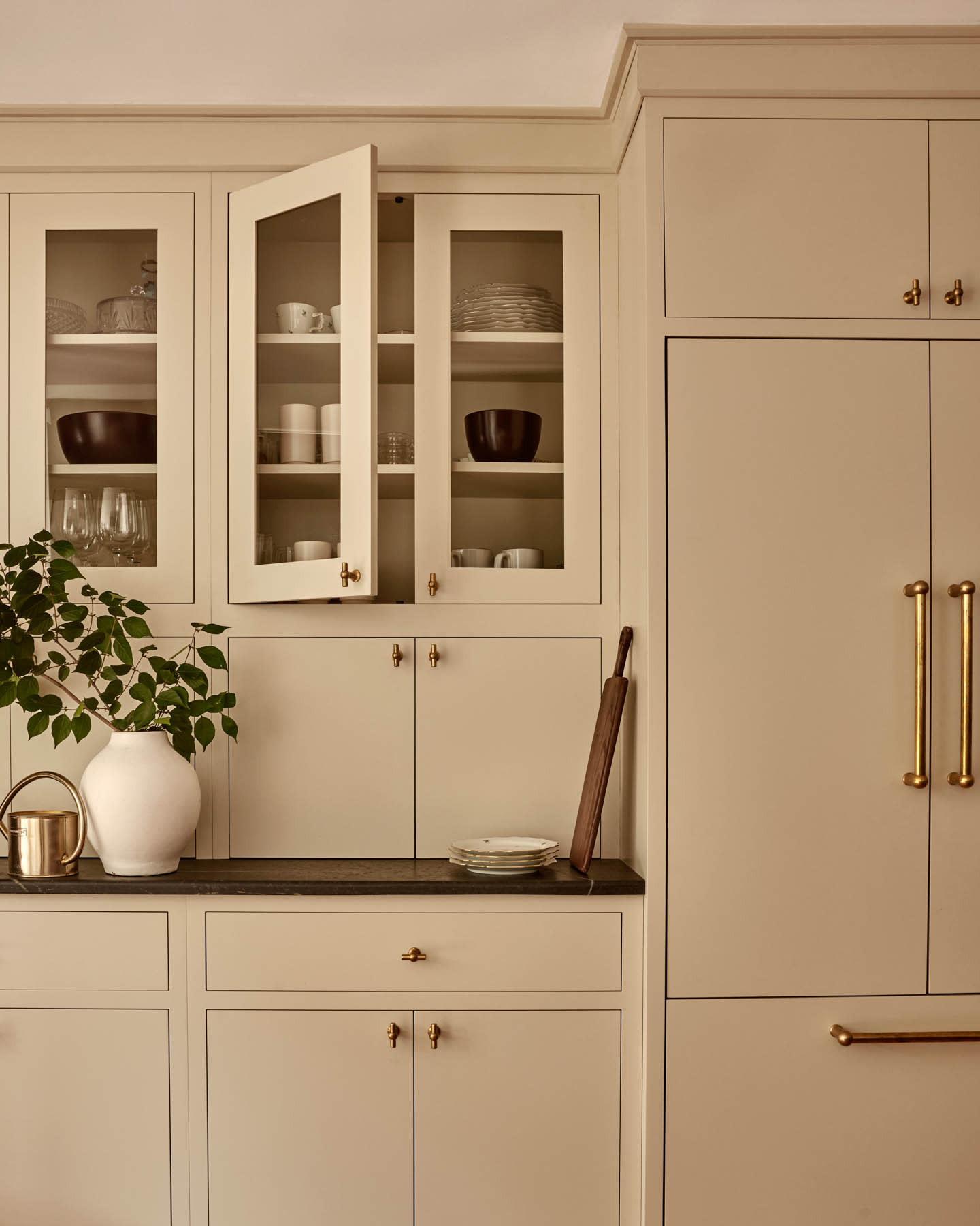 brownish-white kitchen cabinetry 